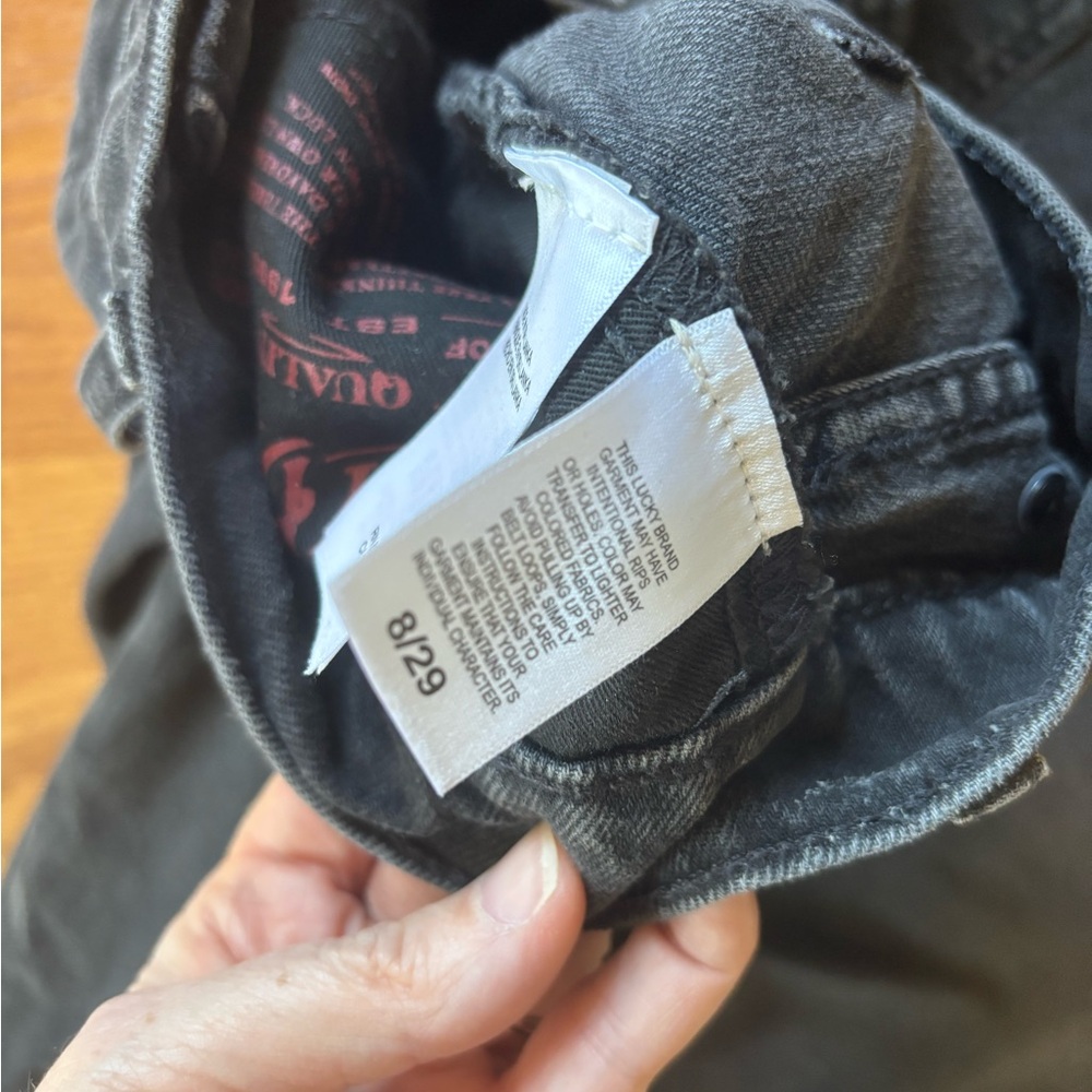 Lucky Brand 90s Loose Fit High Rise Straight Black Studded Jeans Size 8 or 29 - Picture 9 of 12